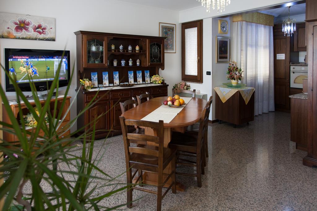 Affittacamere Acquamarina Oristano Dış mekan fotoğraf